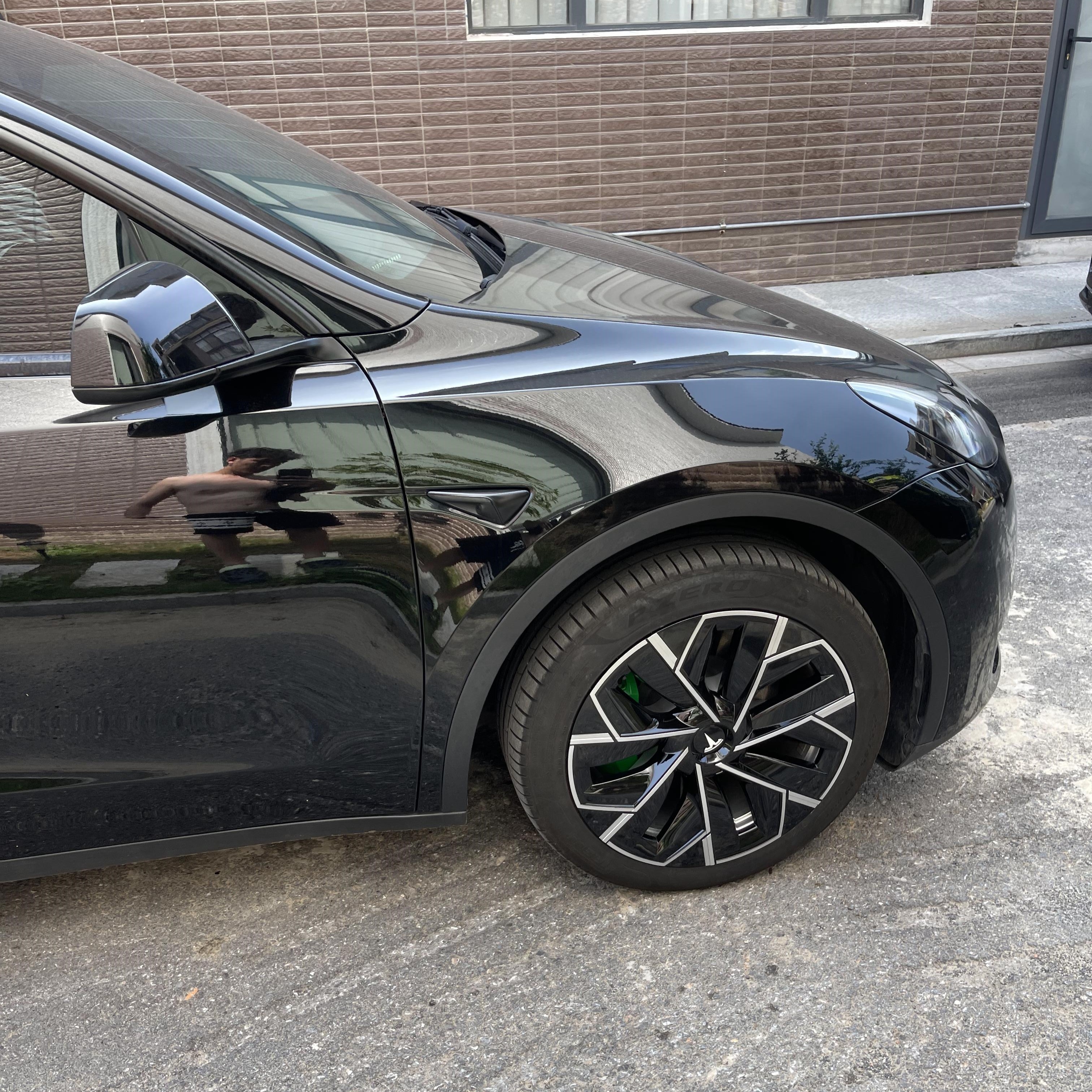 TESLA%20MODEL%20Y%2019’’%20TRİNAN%20JANT%20KAPAKLARI