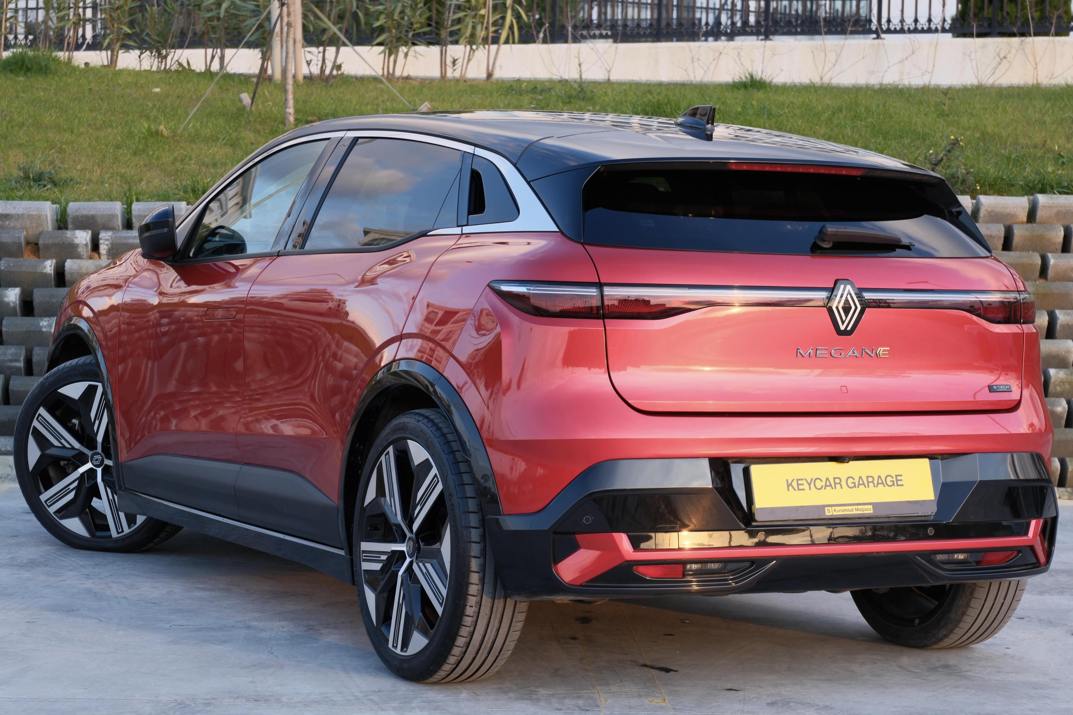 2023%20RENAULT%20MEGANE%20E-TECH%20ICONIC%20EV60