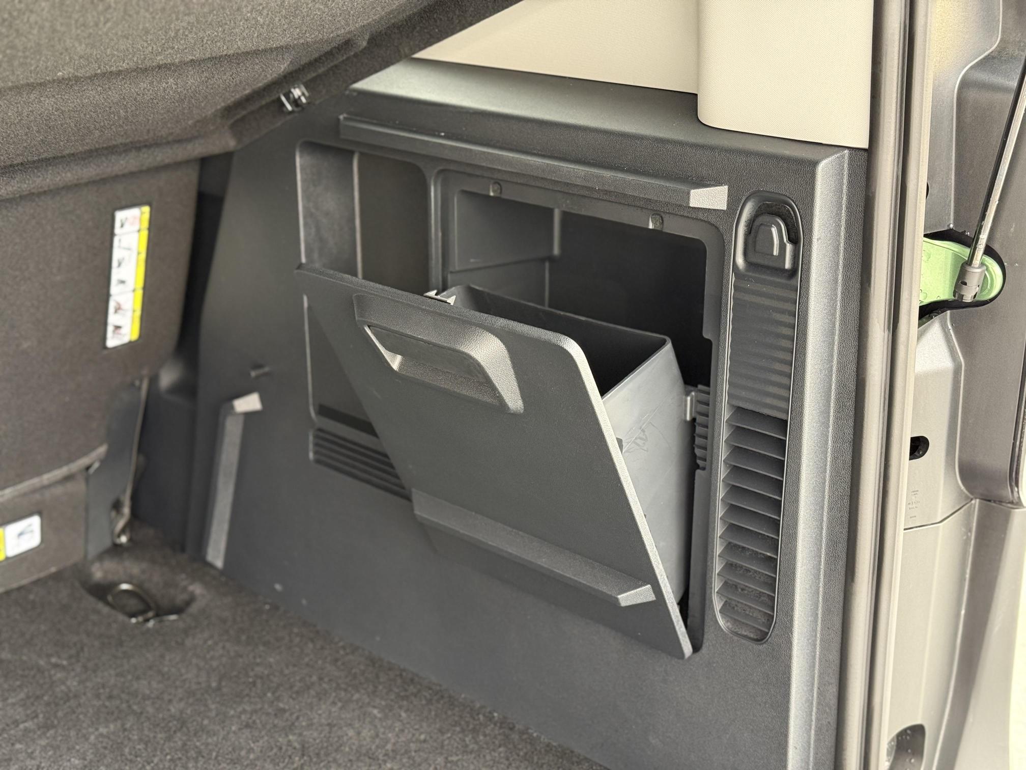 2024%20FORD%20TOURNEO%20COURIER%20ACTIVE