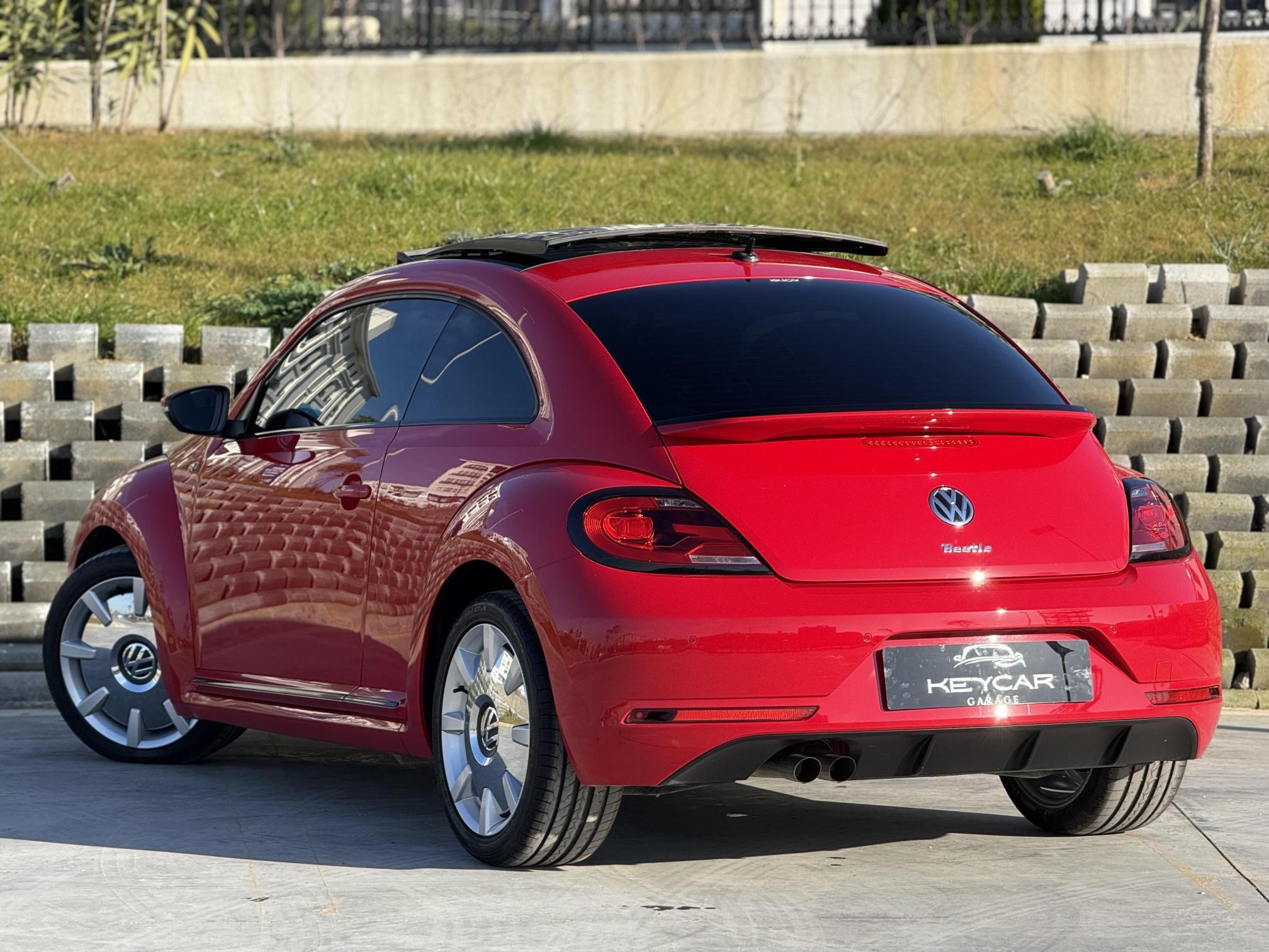 2015 VOLKSWAGEN BEETLE 1.4TSI DESIGN R-LINE