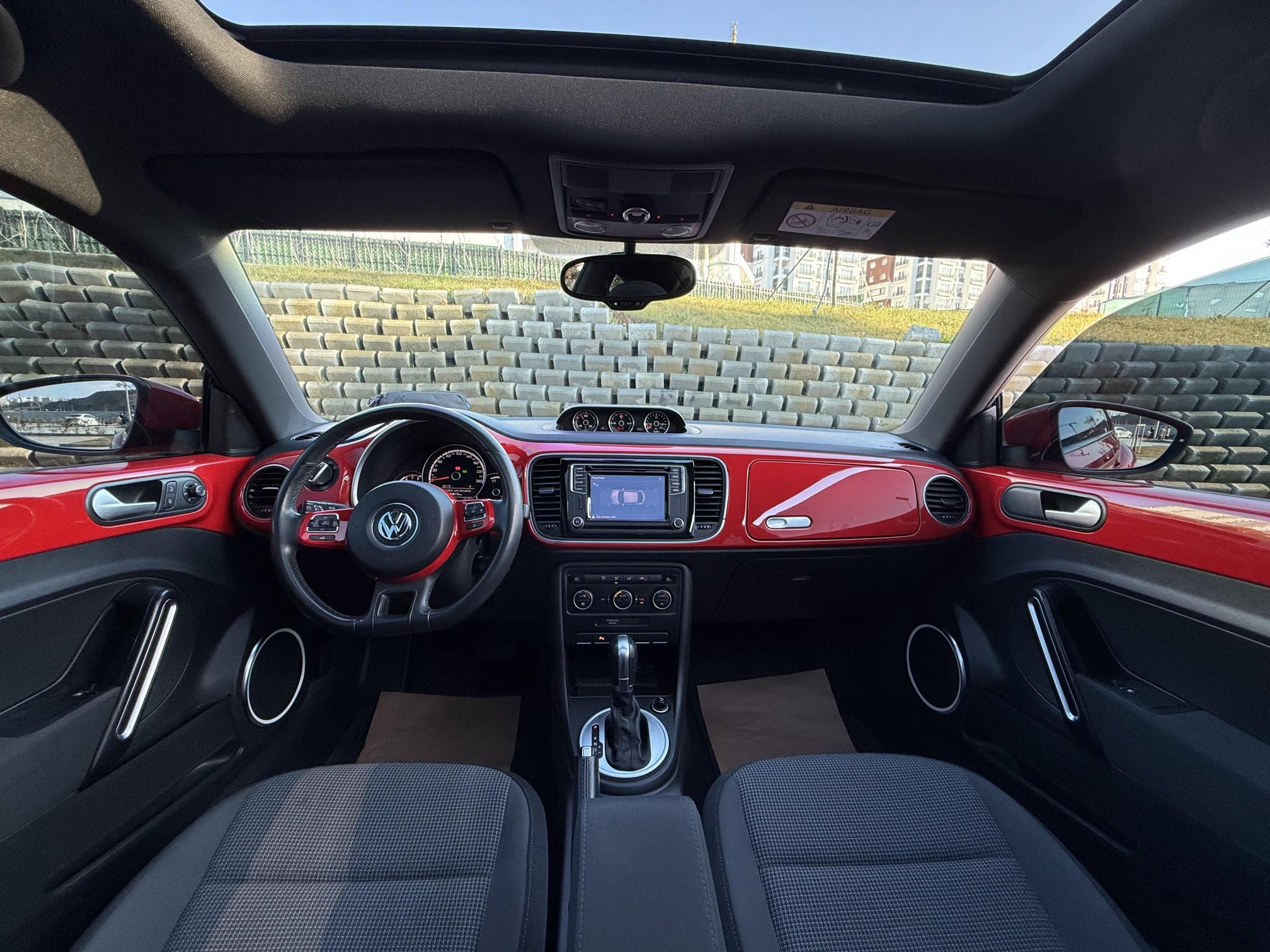 2015 VOLKSWAGEN BEETLE 1.4TSI DESIGN R-LINE