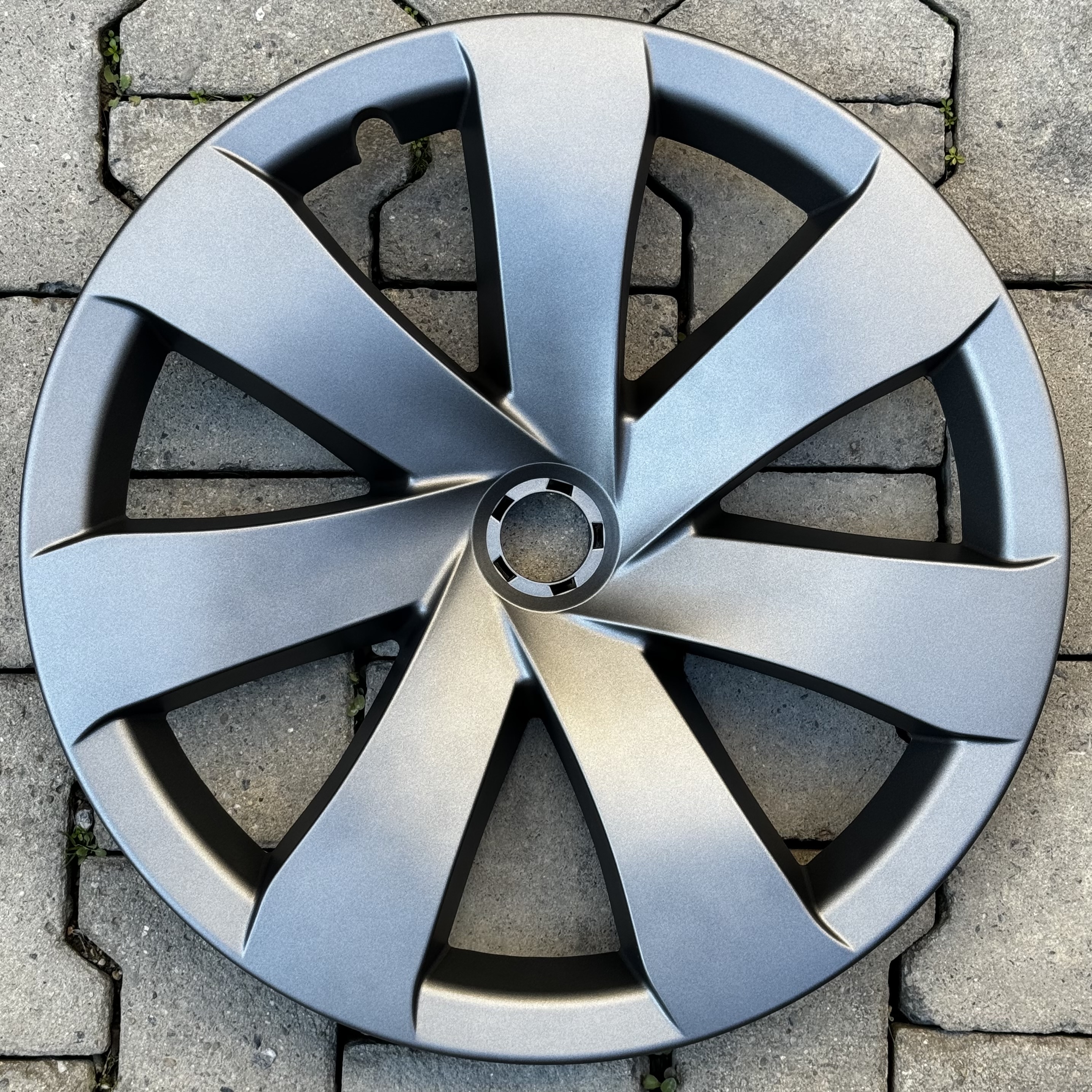 TESLA MODEL Y 19’’ GUN METAL TORNADO JANT KAPAKLARI