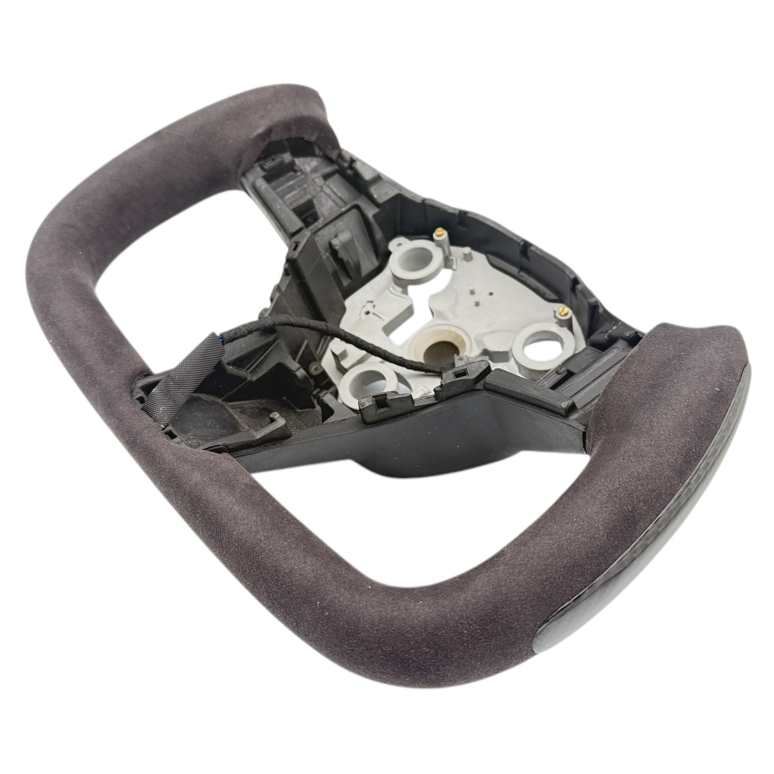 TESLA MODEL Y ALCANTARA PARLAK KARBON BELT YOKE DİREKSİYON