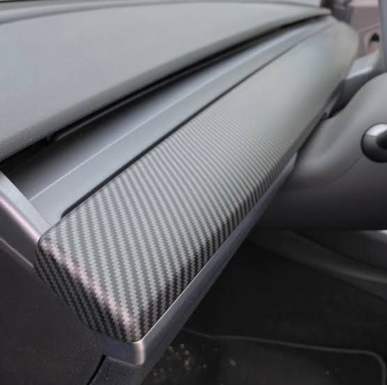 TESLA MODEL Y ÖN KONSOL KARBON KAPLAMA
