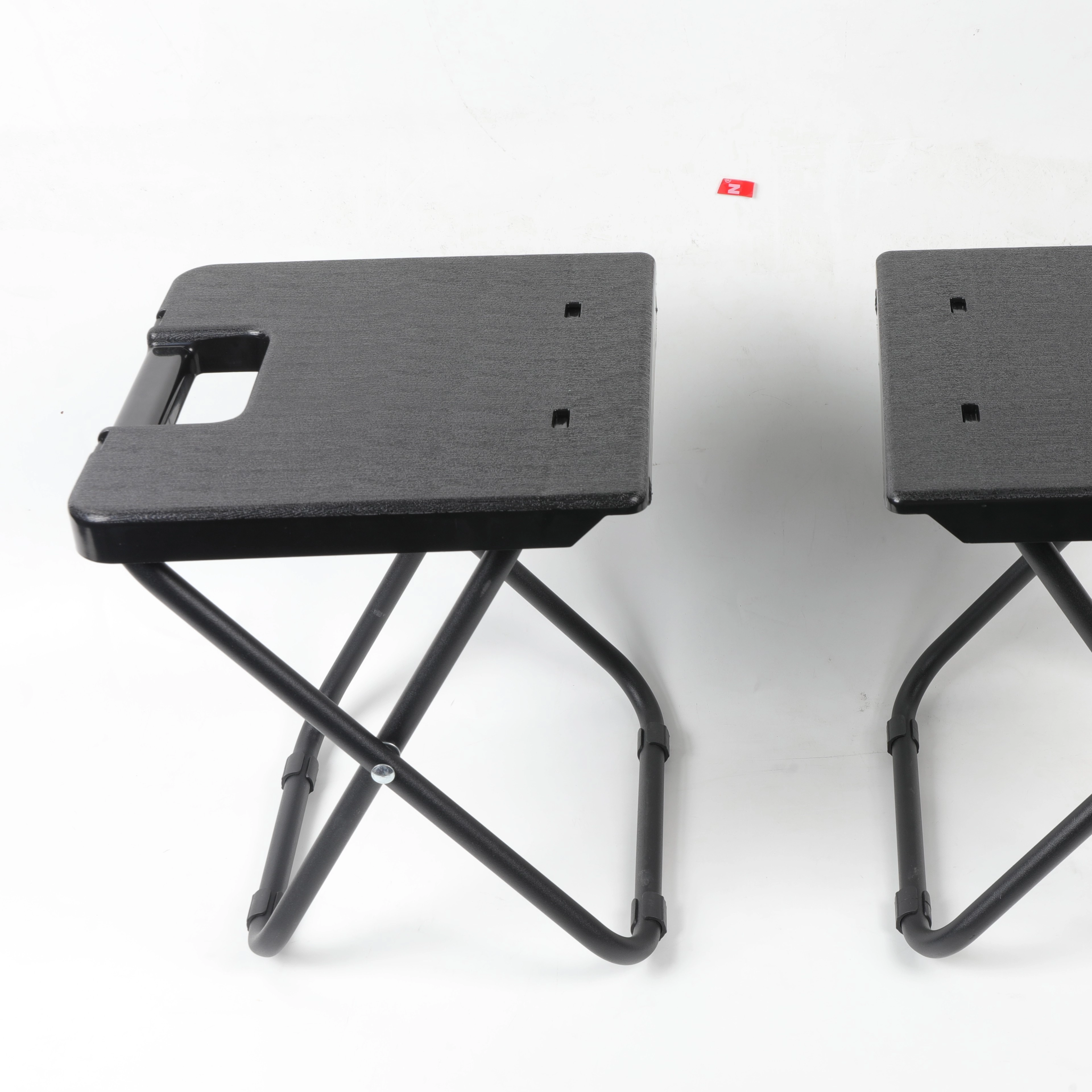 TESLA MODEL Y JUNIPER KATLANABİLİR KAMP MASA VE SANDALYE SETİ