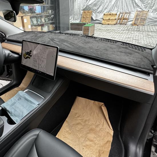 TESLA MODEL Y ÖN GÖĞÜS KORUYUCU HALI