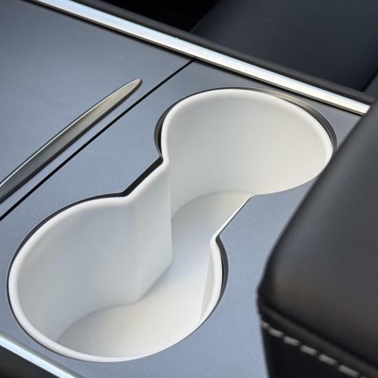 TESLA MODEL Y BEYAZ BARDAKLIK