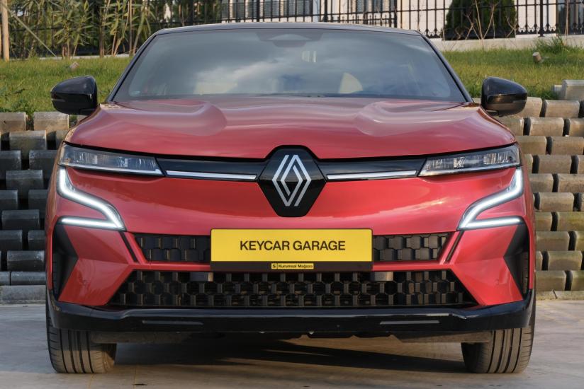 2023 RENAULT MEGANE E-TECH ICONIC EV60