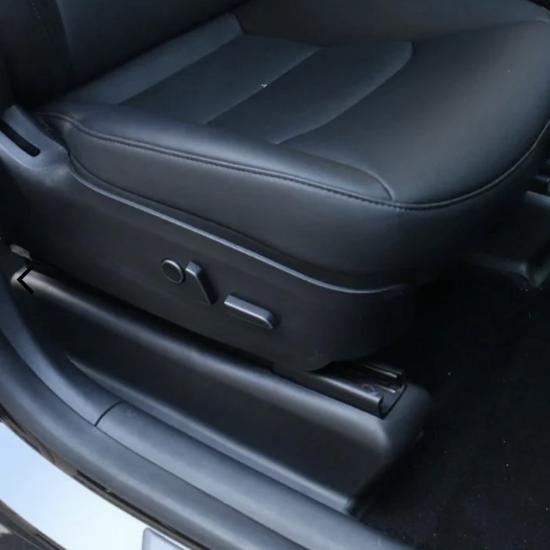 TESLA MODEL Y KOLTUK RAYI ÇERÇEVESİ